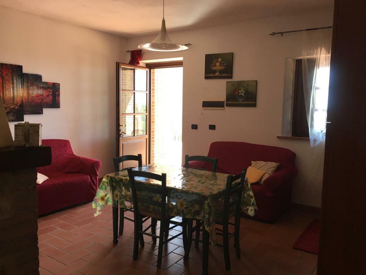 Agriturismo Casale Giulia Вольтерра Экстерьер фото