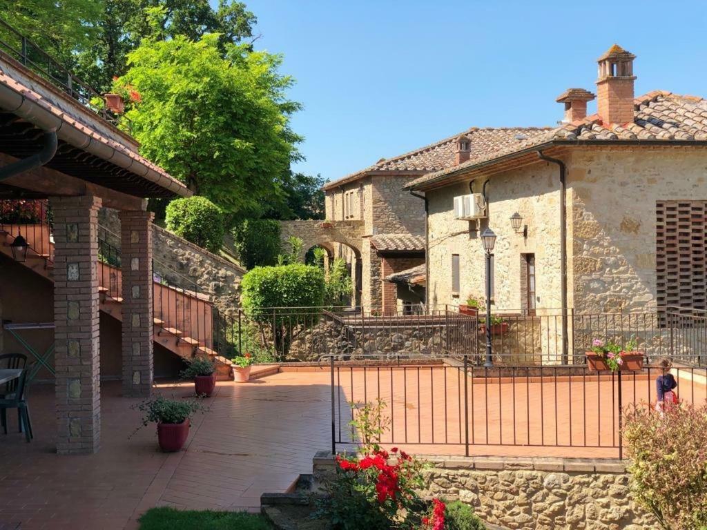 Agriturismo Casale Giulia Вольтерра Экстерьер фото